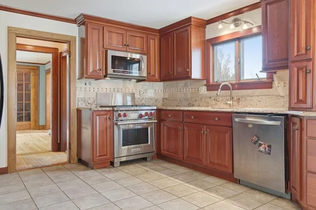 $375,000 | 22 Bible Hill Road, Claremont, NH 03743