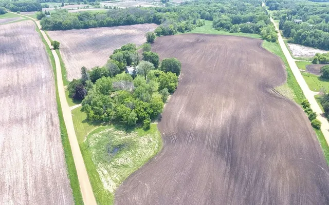 $675,000 | 8725 Hitsman Lane, Independence, MN 55359