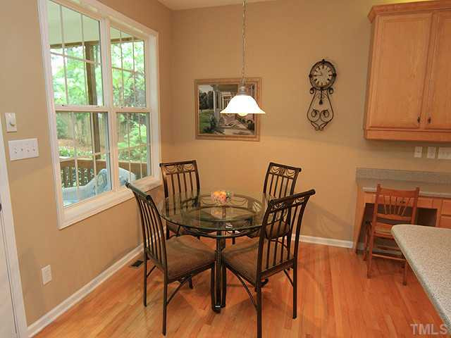 8412 Dunnington Circle Raleigh, NC 27613 - Photo 5 of 13 Photo 5