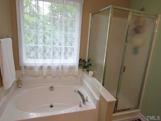 8412 Dunnington Circle Raleigh, NC 27613 - Photo 7 of 13 Photo 7