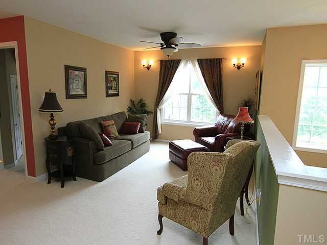 8412 Dunnington Circle Raleigh, NC 27613 - Photo 8 of 13 Photo 8