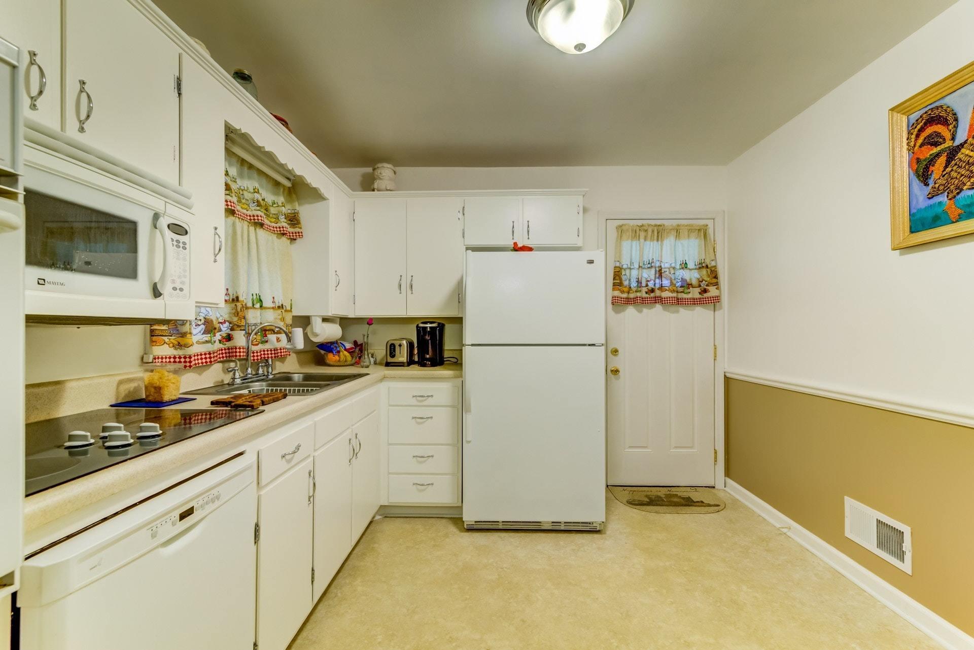 5025 Bruceton Road Southwest Roanoke, VA 24018 - Photo 13 of 35 012-305291-12-5025 Bruceton Rd SW-5-8_74