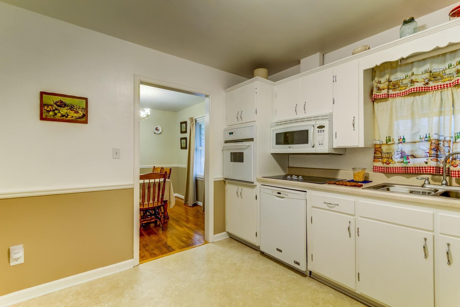 5025 Bruceton Road Southwest Roanoke, VA 24018 - Photo 15 of 35 014-305291-14-5025 Bruceton Rd SW-5-9_74