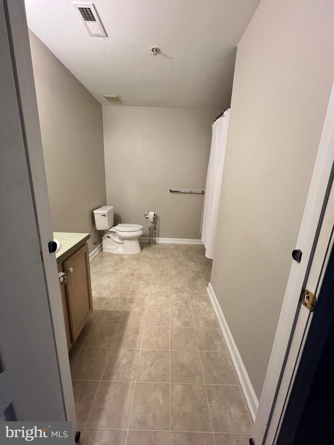 328 Nicholas Drive Riverside, NJ 08075 - Photo 11 of 18