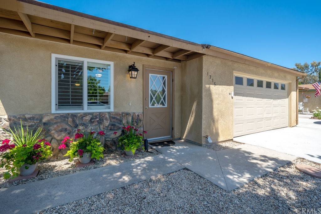 1715 Westfield Road Paso Robles, CA 93446 - Photo 2 of 26