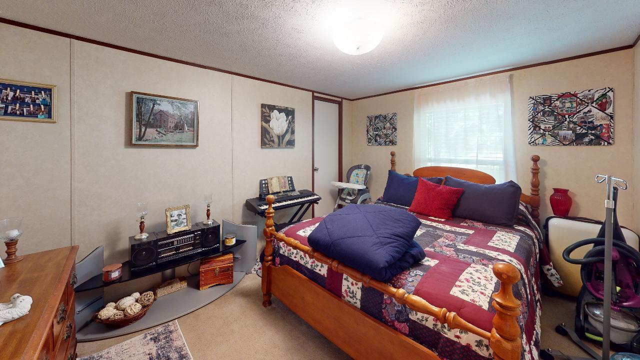 142 Ninny Ridge Road Whitesburg, TN 37891 - Photo 24 of 70 142-Ninny-Ridge-Rd-Bedroom(4)