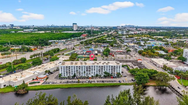 $164,700 | 16465 Northeast 22nd Avenue, Unit 116, North Miami Beach, FL 33160