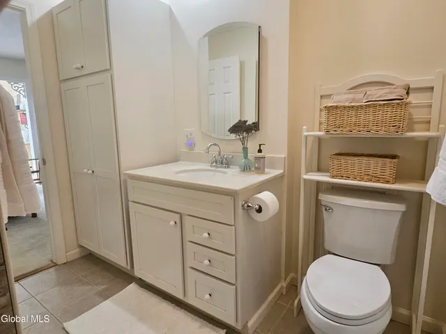 $299,900 | 45 Walker Lane, Queensbury, NY 12804