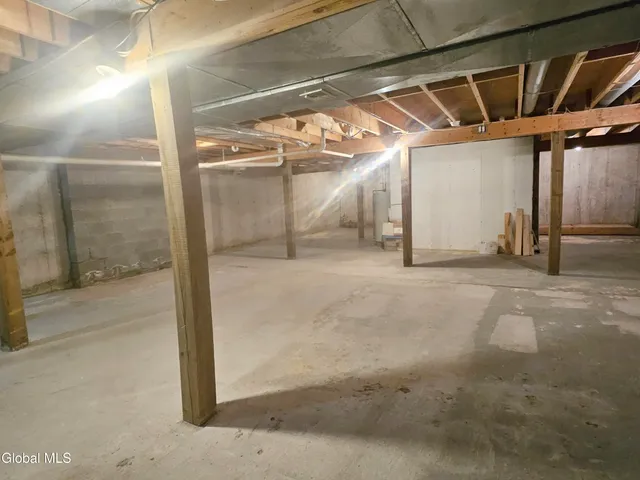 $299,900 | 45 Walker Lane, Queensbury, NY 12804