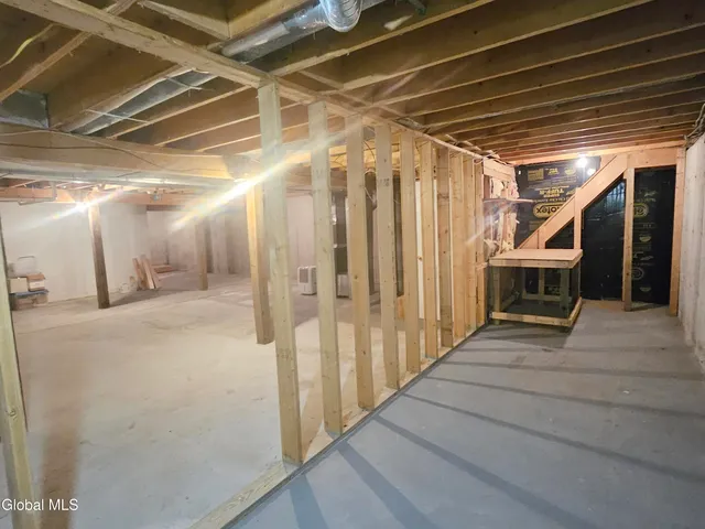 $299,900 | 45 Walker Lane, Queensbury, NY 12804