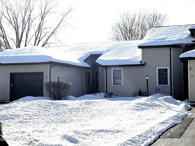 $299,900 | 45 Walker Lane, Queensbury, NY 12804