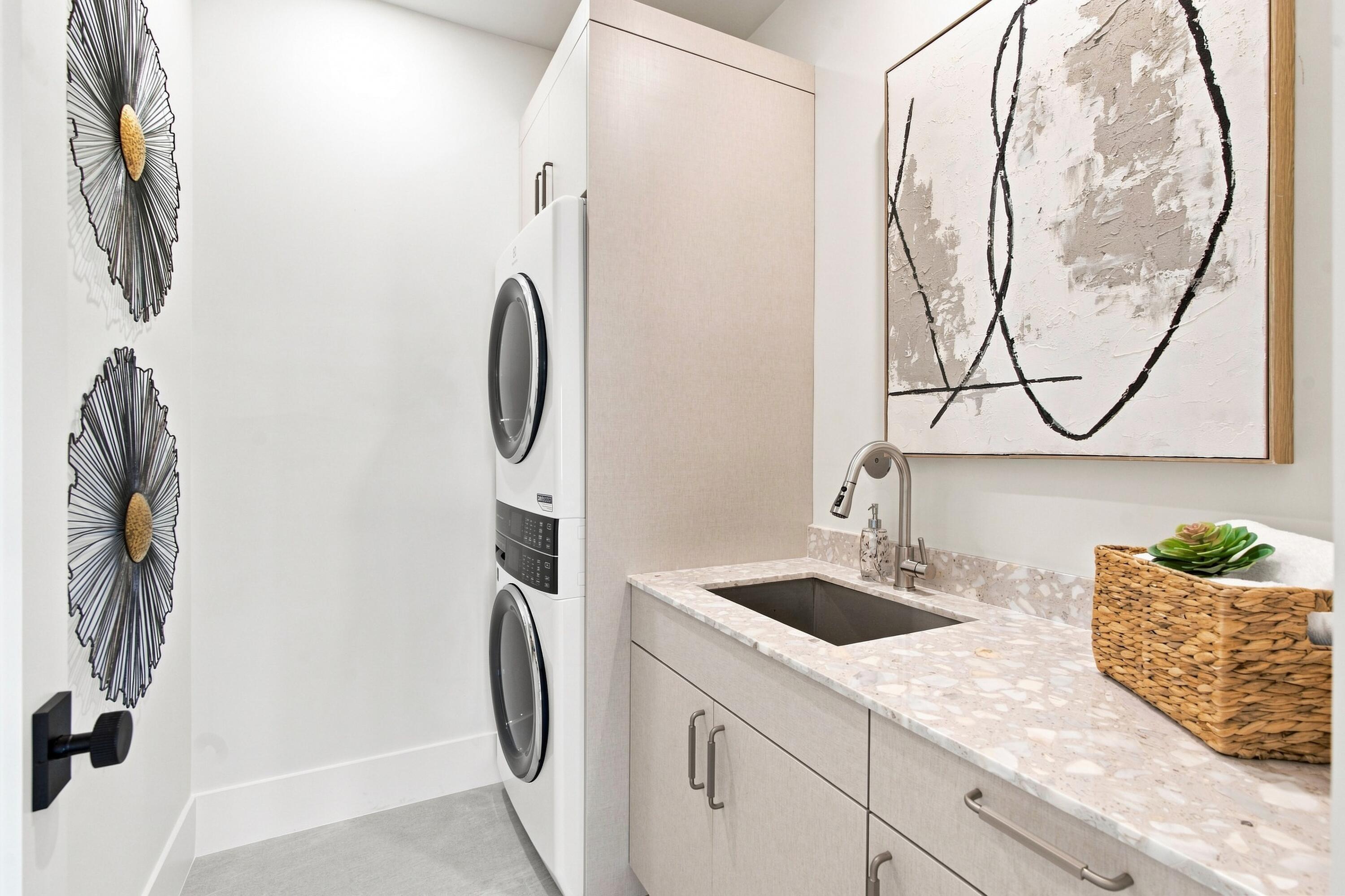 3093 Banyan Road Boca Raton, FL 33432 - Photo 50 of 54 Laundry