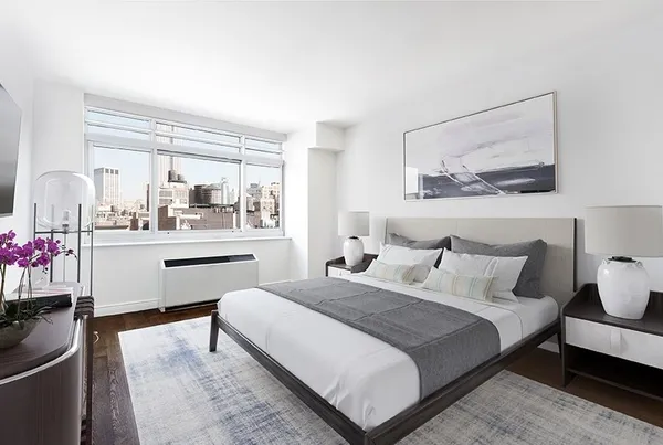 $9,500 | 60 West 23rd Street, Unit 1024 | Flatiron
