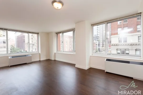 $9,500 | 60 West 23rd Street, Unit 1024 | Flatiron