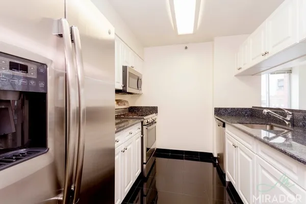 $9,500 | 60 West 23rd Street, Unit 1024 | Flatiron