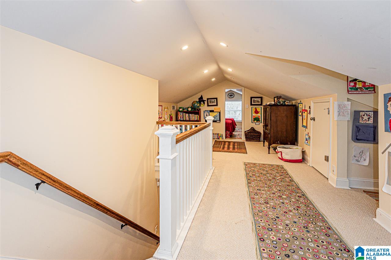 1811 Kensington Road Birmingham, AL 35209 - Photo 30 of 45