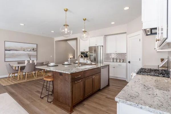$699,900 | 2313 Simply Living Lane, Unit B, Hudson, WI 54016