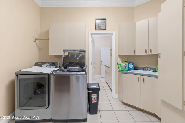 $1,300,000 | 772 Oak Park Drive, Melbourne, FL 32940