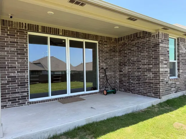 $2,295 | 2037 Saddlery Street, Leander, TX 78641