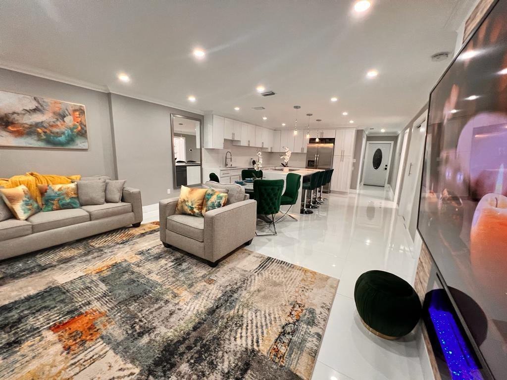 51 Lariat Circle Boca Raton, FL 33487 - Photo 26 of 38 PHOTO-2022-12-02-18-44-10 (5)