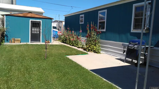 $100,000 | 728 South 3rd Street, Worland, WY 82401