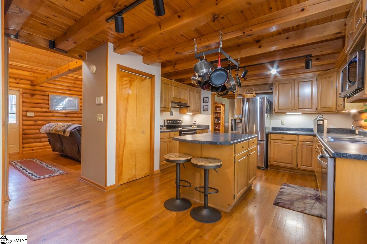1104 Meadow Road Townville, SC 29689 - Photo 16 of 36 Gallery Image 16