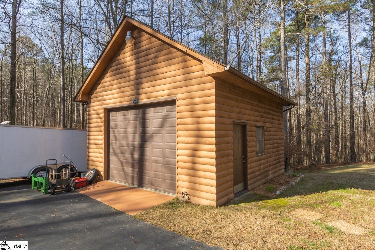 1104 Meadow Road Townville, SC 29689 - Photo 4 of 36 Gallery Image 4