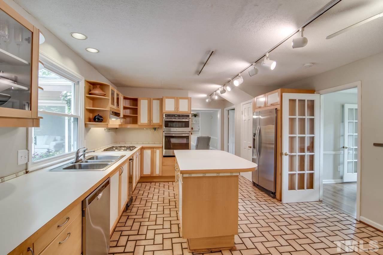 4401 Ryegate Drive Raleigh, NC 27604 - Photo 11 of 26