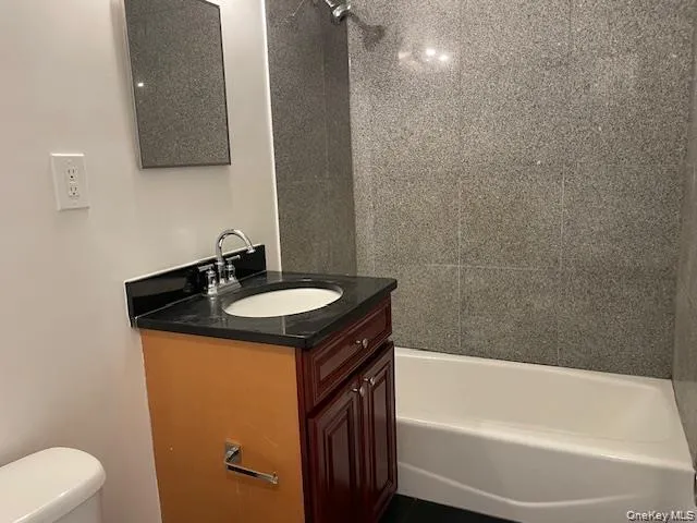 $4,250 | 737 Chestnut Street, Unit 2, Cedarhurst, NY 11516