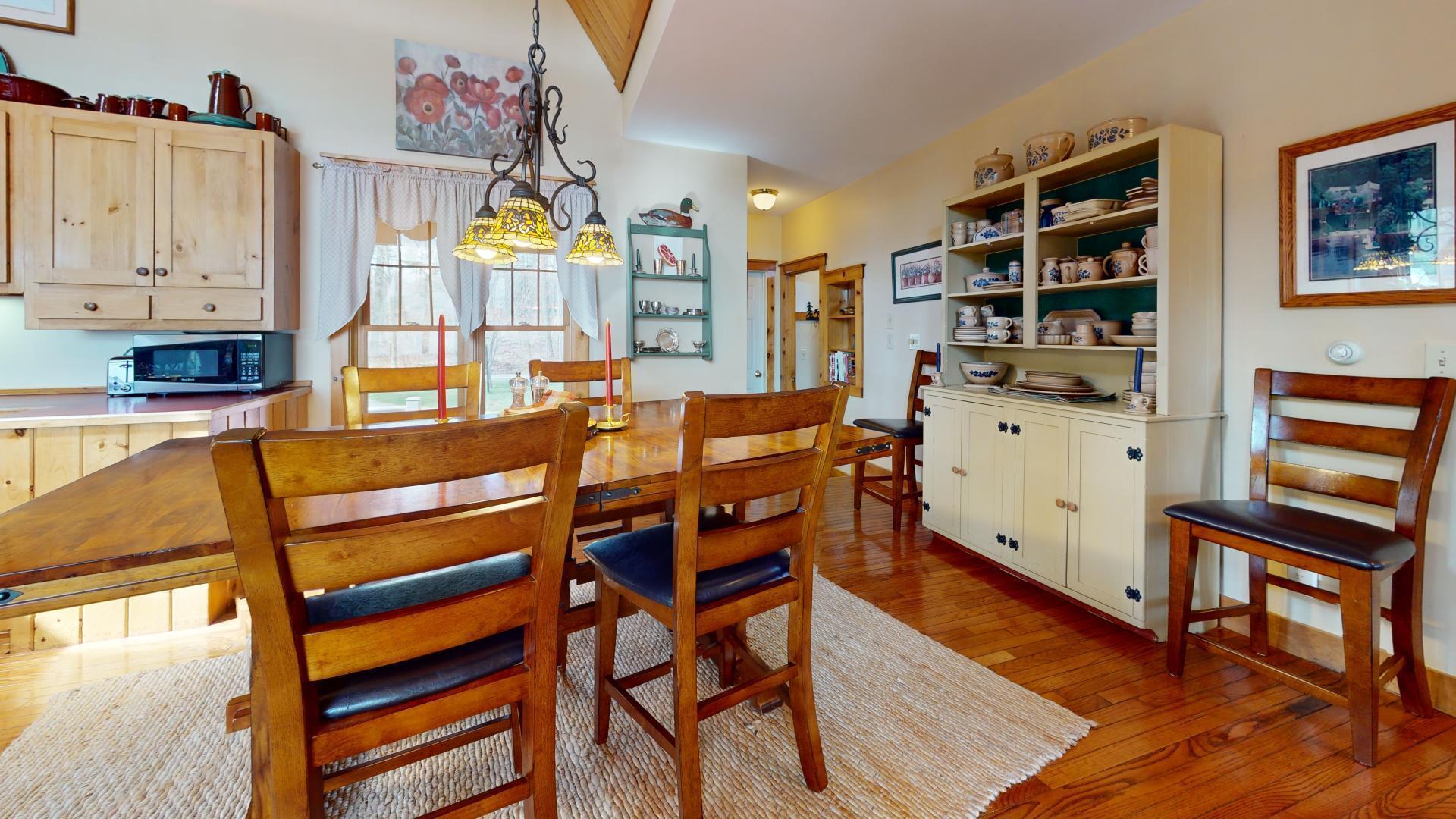 5 Cole Road Raymond, ME 04071 - Photo 27 of 53 Dining