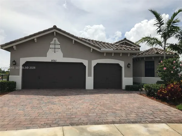 $1,299,999 | 9751 Lakeview Lane, Parkland, FL 33076