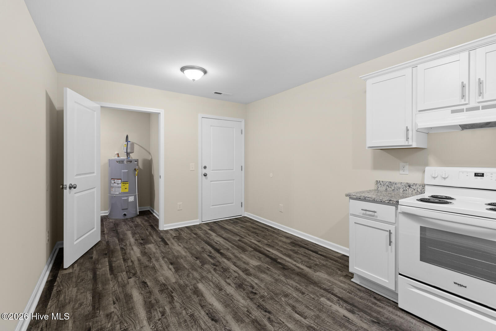 156 Clayton James Road, Unit 1 Jacksonville, NC 28540 - Photo 4 of 14 murill-4