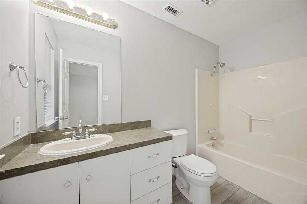 1009 Enlow Circle Commerce, TX 75428 - Photo 18 of 25