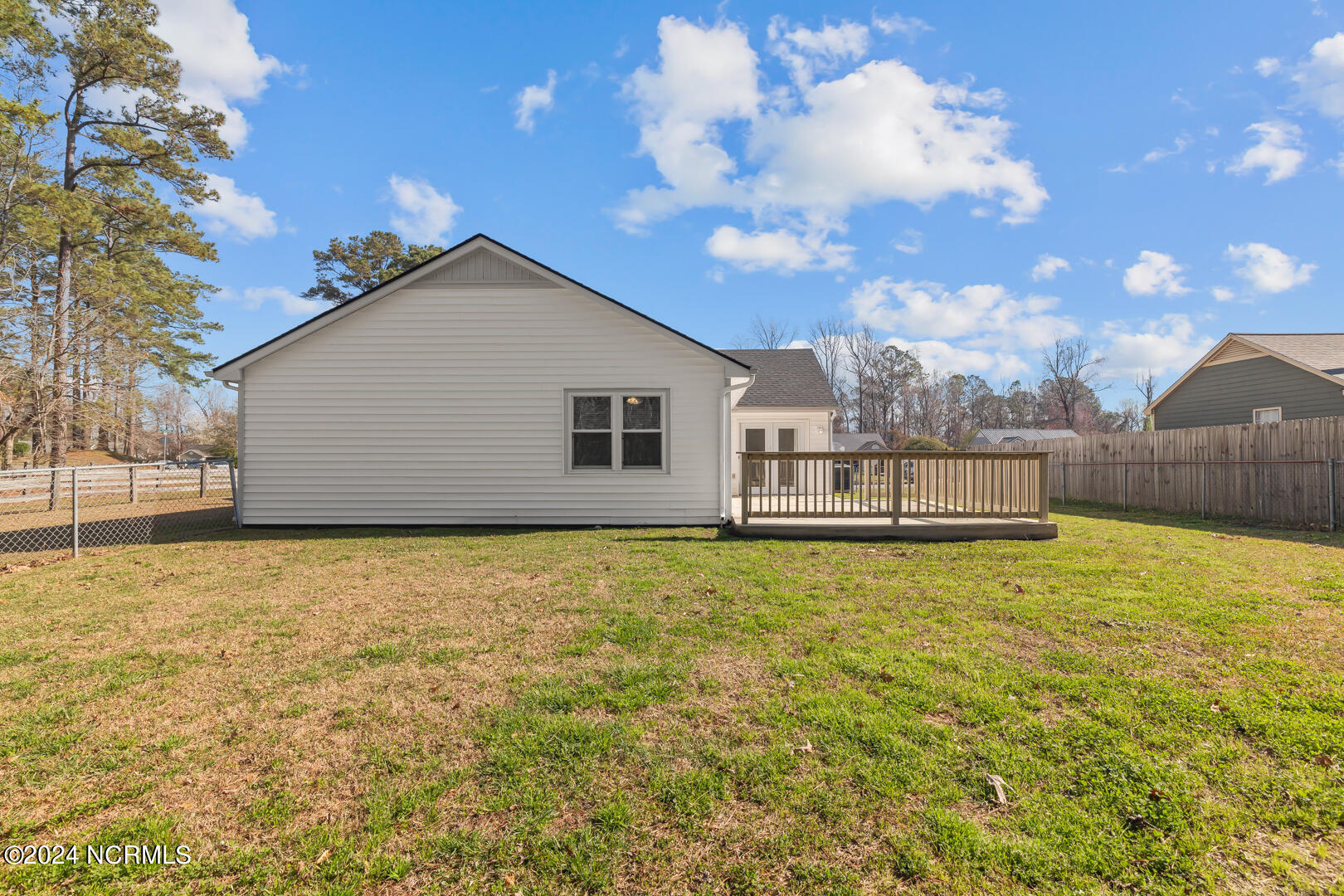 539 Shadowridge Road Jacksonville, NC 28546 - Photo 35 of 45 35
