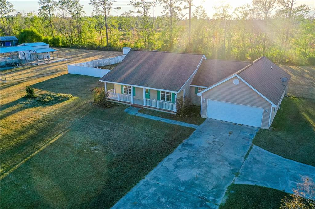 2395 North Clough Bay Road Waycross, GA 31503 - Photo 6 of 35