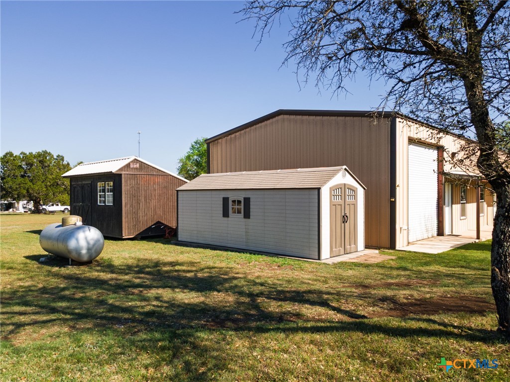 469 Whispering Oaks Loop Killeen, TX 76549 - Photo 33 of 48 a view of a house with backyard