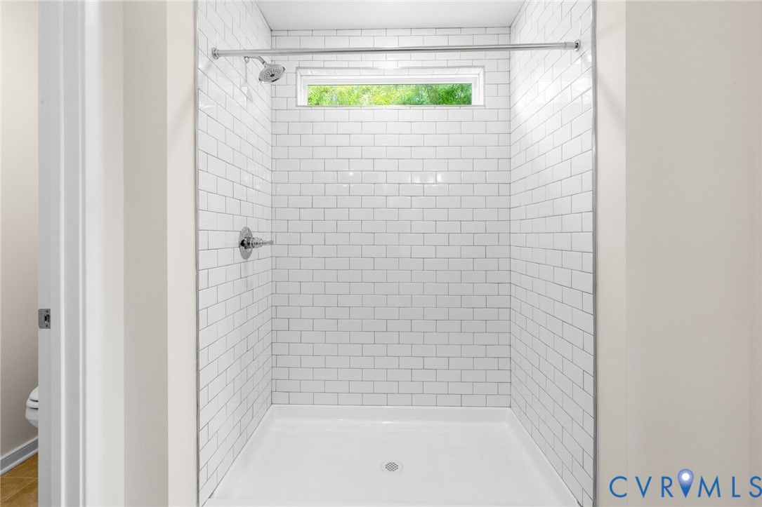 104 Pine Ridge Lane Farmville, VA 23901 - Photo 21 of 29 a bathroom with a shower