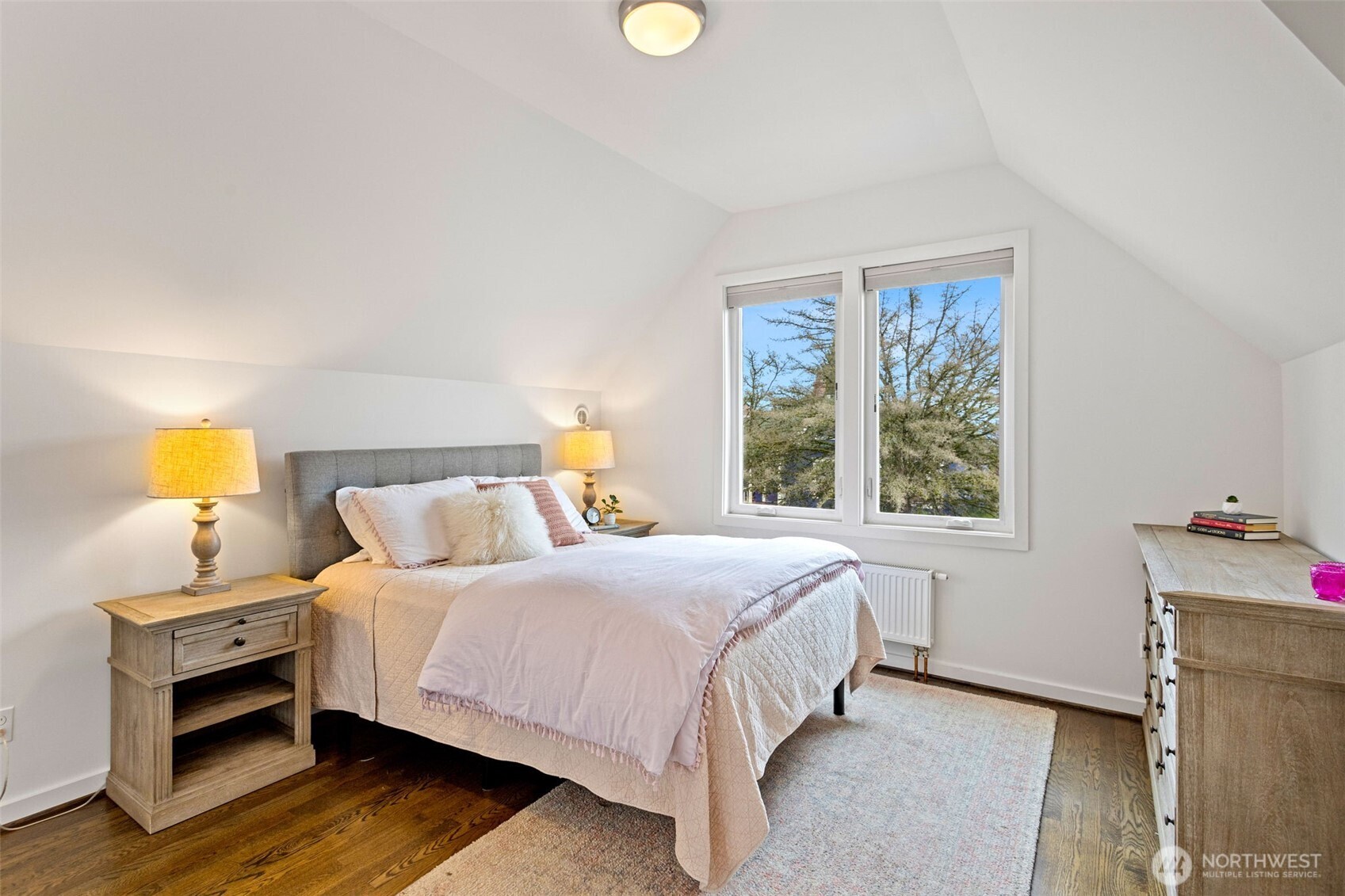 151 28th Avenue Seattle, WA 98122 - Photo 23 of 40