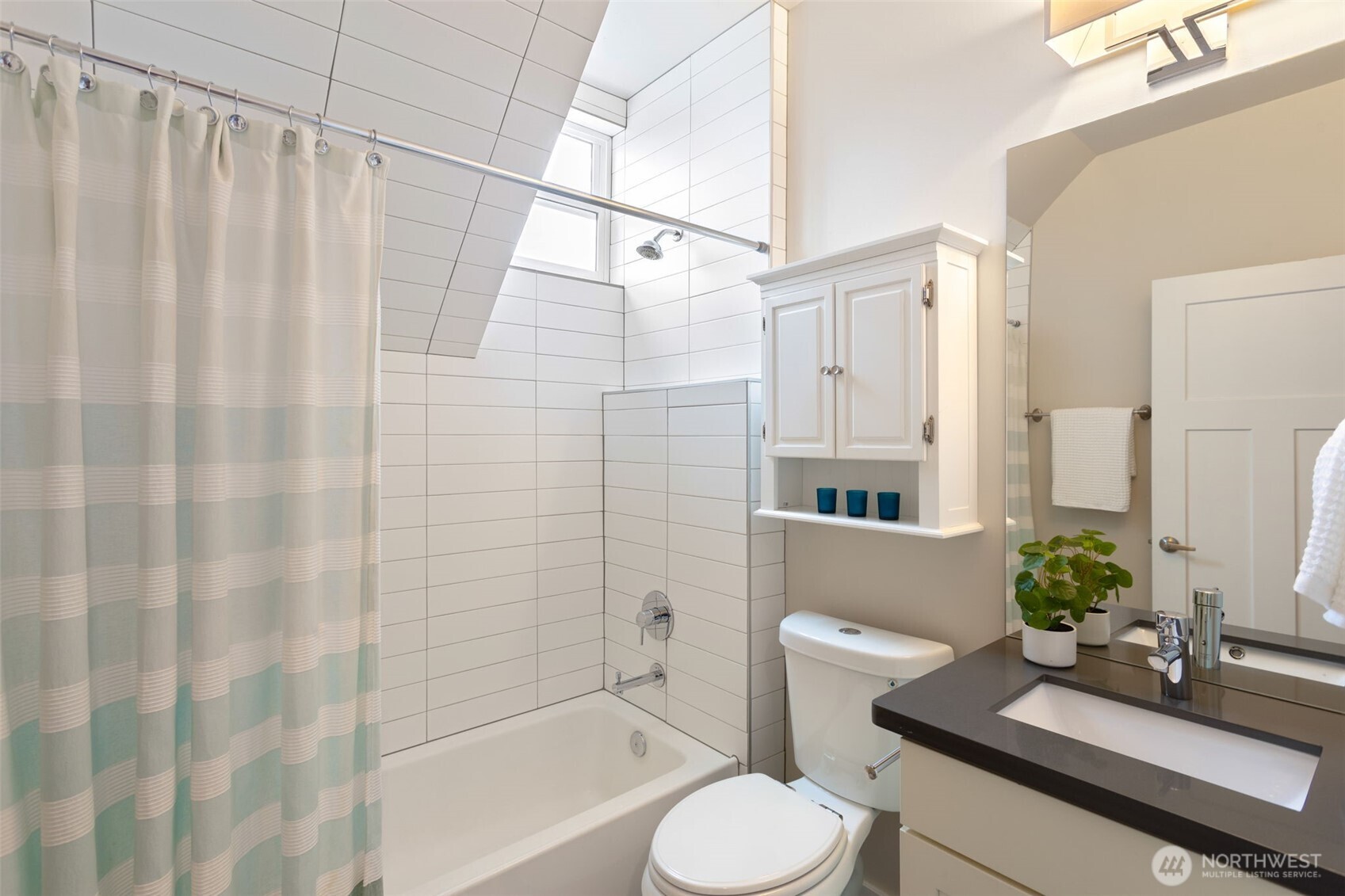 151 28th Avenue Seattle, WA 98122 - Photo 25 of 40