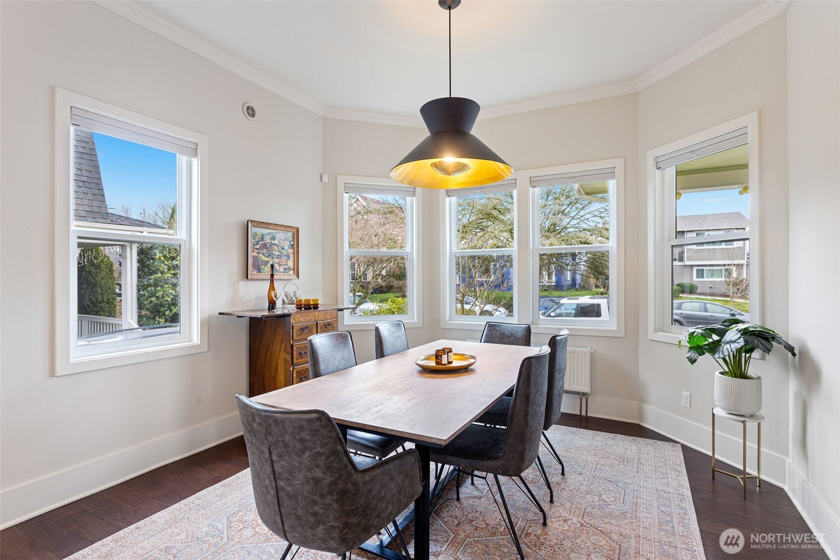 151 28th Avenue Seattle, WA 98122 - Photo 6 of 40