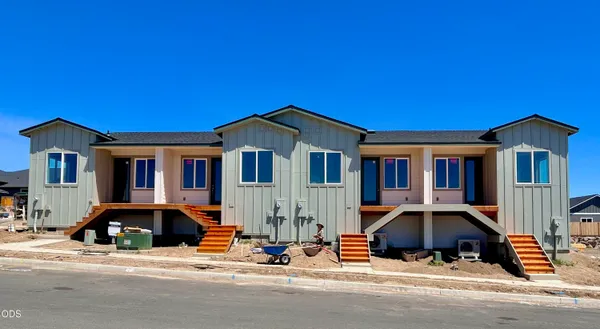 $394,900 | 3910 Southwest 39th Street, Unit LOT 40, Redmond, OR 97756