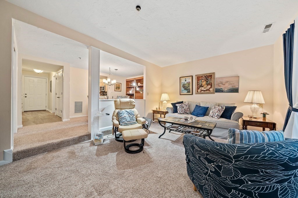 81 Erin Road, Unit 81 Stoughton, MA 02072 - Photo 8 of 28 Gallery Image 8