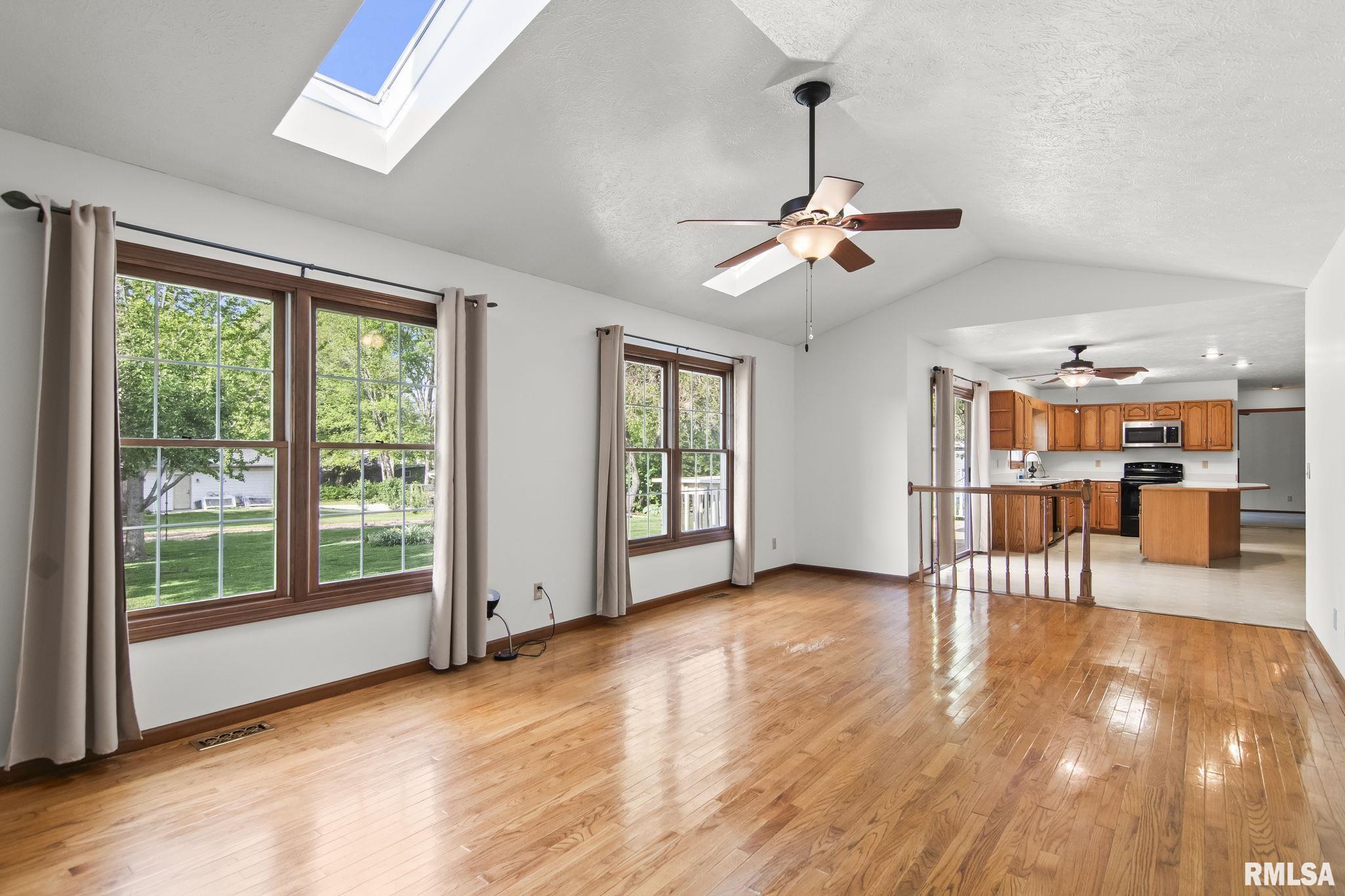 3985 Mill Stone Drive Springfield, IL 62711 - Photo 15 of 61