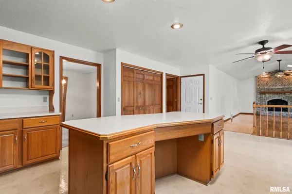 $365,000 | 3985 Mill Stone Drive, Springfield, IL 62711