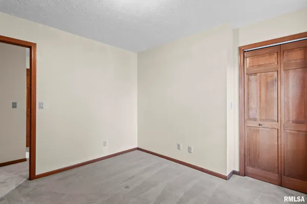 $365,000 | 3985 Mill Stone Drive, Springfield, IL 62711