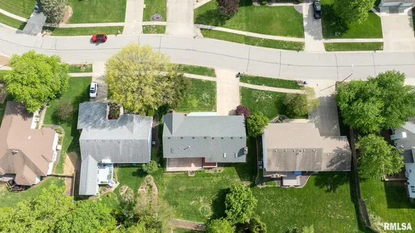 $365,000 | 3985 Mill Stone Drive, Springfield, IL 62711