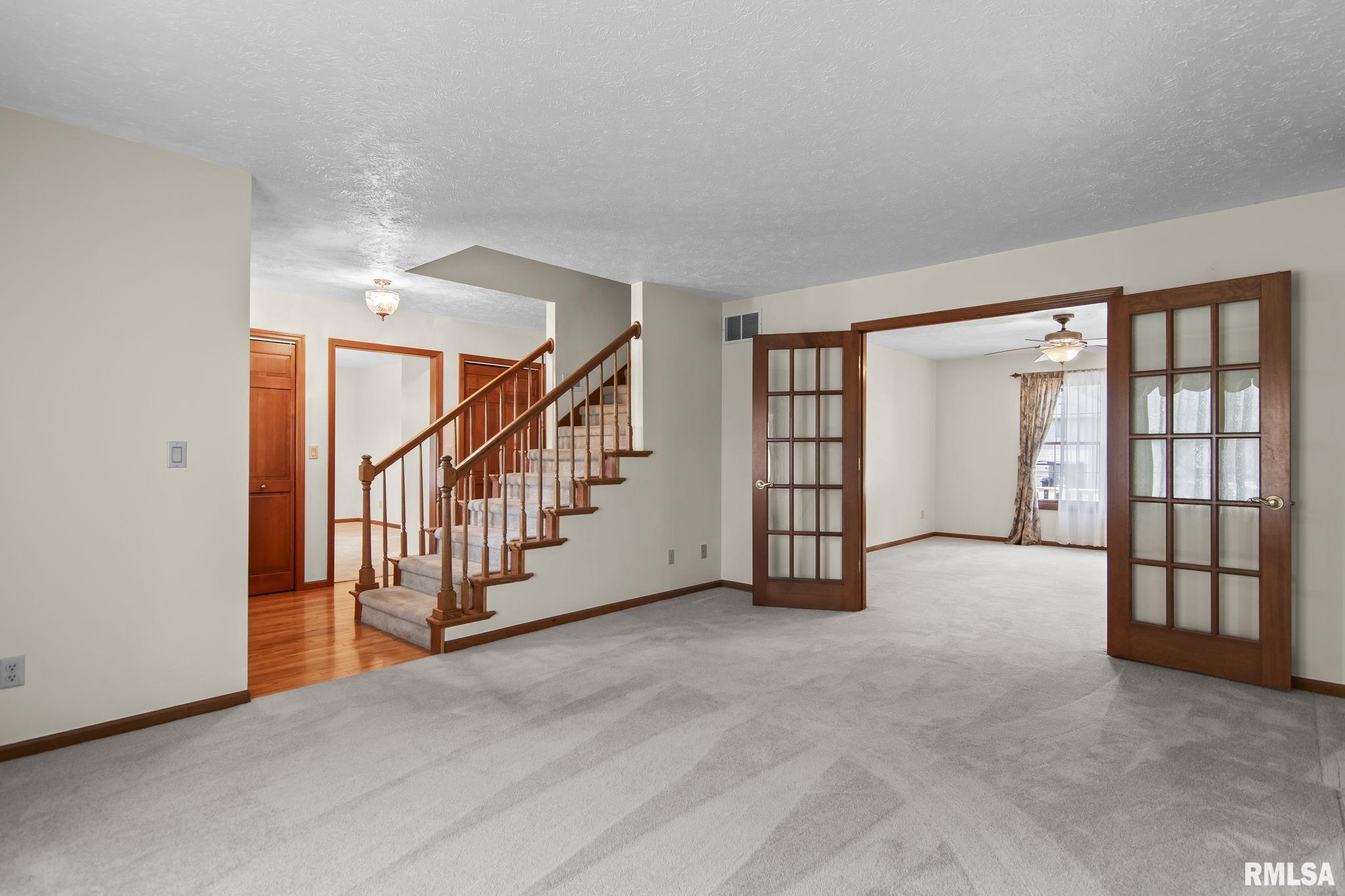 3985 Mill Stone Drive Springfield, IL 62711 - Photo 7 of 61