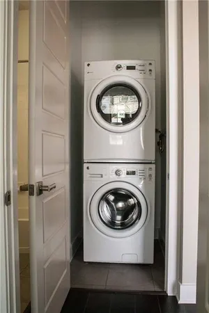 $3,100 | 1013 Banyon Street, Austin, TX 78757
