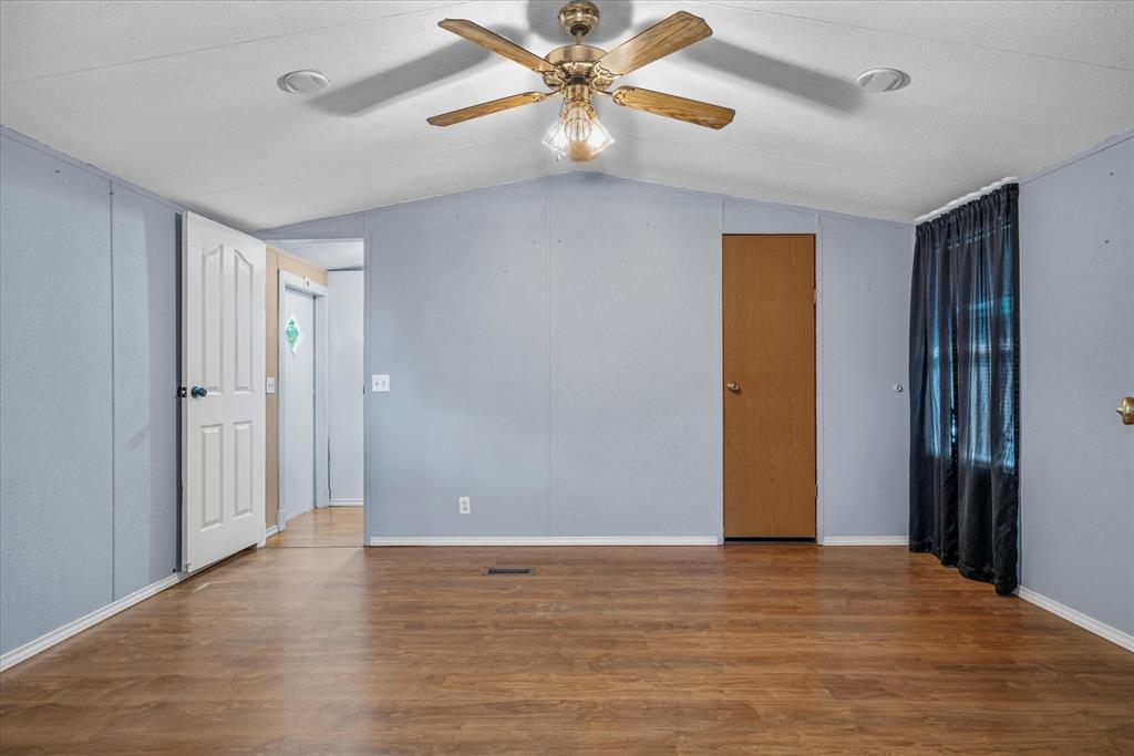 356 Farm To Market Road 751 Wills Point, TX 75169 - Photo 26 of 31 a view of a livingroom with a ceiling fan window and a ceiling fan
