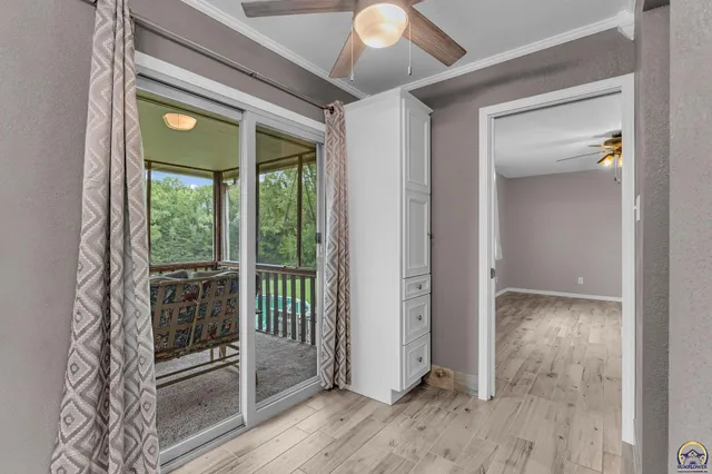 $575,000 | 2040 Cottonwood Lane, Topeka, KS 66615